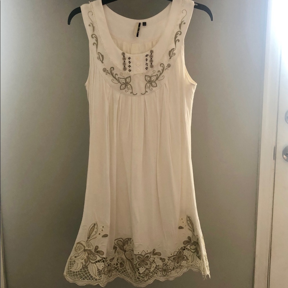 Miss Me embroidered dress
